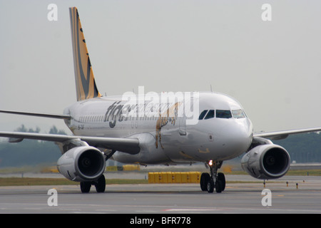 Tiger Airways Livree Logo Flugzeug Singapur LCCT Stockfoto