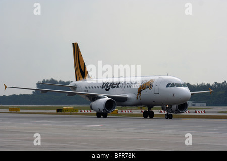 Tiger Airways Livree Logo Flugzeug Singapur LCCT Stockfoto