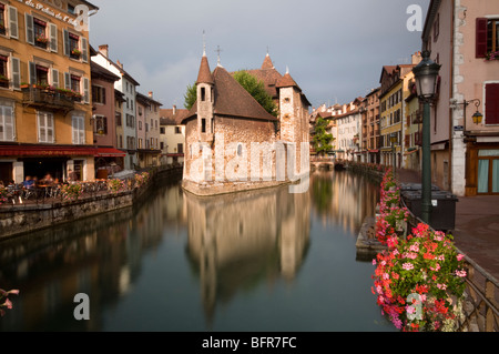 Palais de l ' Ile, Quai des Vieux Gefängnisse, Annecy, Haute Savoie Rhone Alpes, Frankreich Stockfoto