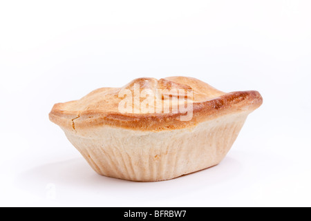 Einzelne kurze Kruste Gebäck Steak Pie auf weißen Hintergrund isoliert Stockfoto