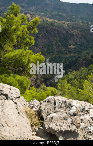 dh Mythi Bereich IERAPETRA Griechenland Kreta Kreta Mountain Blick auf den Fluss-Schlucht Stockfoto