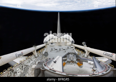 Eine Teilansicht der Ladebucht der Raumfähre Endeavour. Stockfoto