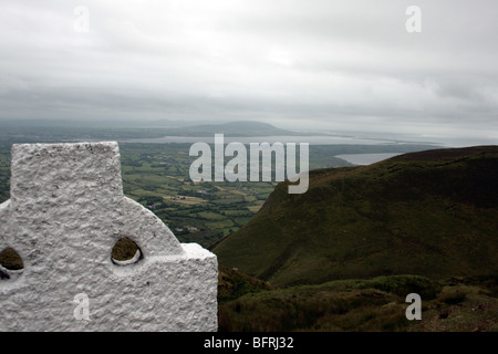 Keltisches Kreuz, Benbulbin, County Sligo, Irland Stockfoto