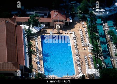 Hotel Monte Carlo Bay Resort und dem Tennis Countryclub von Monaco Stockfoto