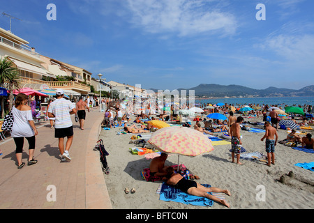 Der Strand von Saint-Cyr-Sur-Mer in der Nähe von Bandol Stockfoto