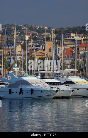 Die touristische Fischerei Dorf von Bandol Stockfoto