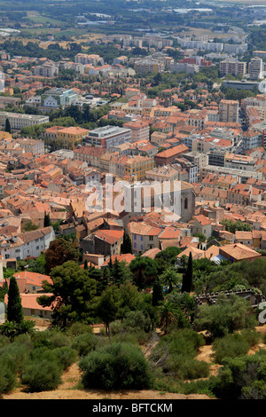 Draufsicht auf die Stadt Hyeres Stockfoto