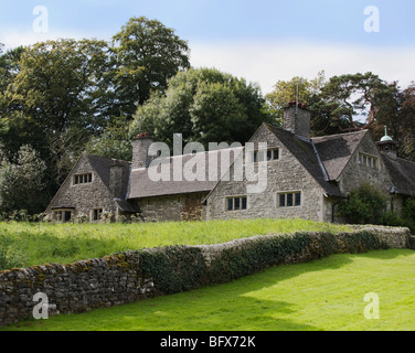 Das äußere eines herrschaftlichen Hauses. Tissington Hall, Derbyshire, England, uk, Peak dann, Nationalpark. Stockfoto