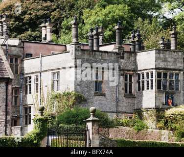 Das äußere eines herrschaftlichen Hauses. Tissington Hall, Derbyshire, England, uk, Peak dann, Nationalpark. Stockfoto