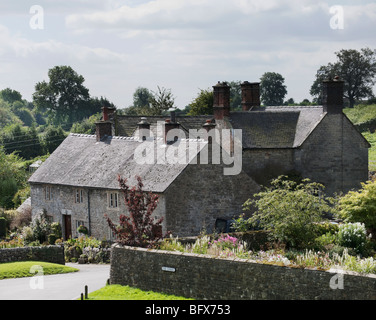 Dorf mit Häusern in Landschaft - Tissington, Derbyshire, Peak District, Nationalpark, England, uk Stockfoto