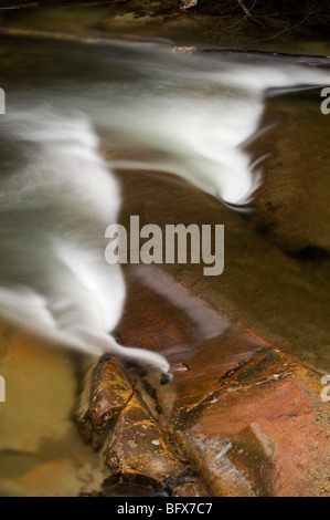 Stromschnellen im Fluss Chikanishing, Killarney Provincial Park, Ontario, Kanada Stockfoto