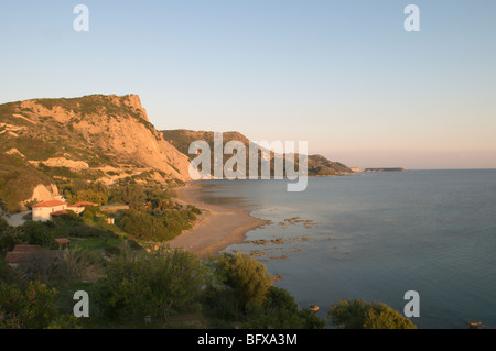 Griechenland. Zakynthos. Zante. Griechische Insel. Oktober. Dafni Beach an der südöstlichen Halbinsel. Brutgebiet der Unechten Karettschildkröte Stockfoto