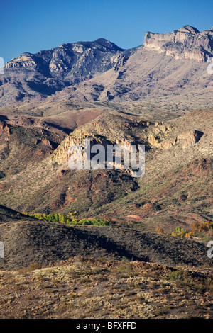 Galiuro Berge entlang der malerischen Vista Trail, Muleshoe Ranch, Arizona gesehen Stockfoto