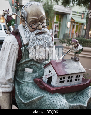 Santa Claus Leben Größe Statue. Stockfoto