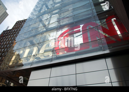 CNN im Time Warner Center am Columbus Circle in New York am Sonntag, 15. November 2009. (© Frances M. Roberts) Stockfoto