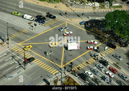 Luftaufnahme von Box Junction, Road Junction, Crossroads oder Traffic Intersection, KLCC oder Kuala Lumpur City Centre, Kuala Lumpur, Malaysia Stockfoto