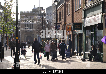 High Street in Winter, Rugby, Warwickshire, England, UK Stockfoto