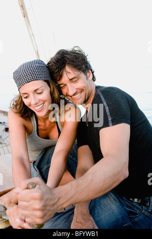 paar Fesseln Seile auf deck Stockfoto