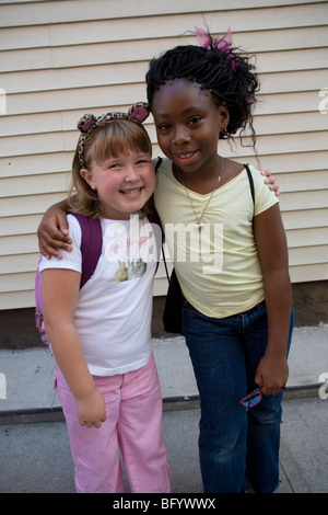 Multikulturellen Kindergarten/Kinderbetreuung Zentrum in Brooklyn, New York. Stockfoto