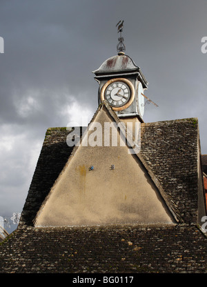Uhr Turm der Buttercross Gebäude Witney Oxfordshire Stockfoto