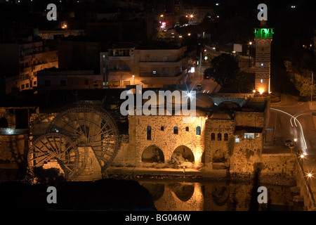 Hama (alte Hamath). Teil 17 alten hölzernen Norias (1100 v. Chr.) am Orontes River für die Gartenbewässerung verwendet Stockfoto