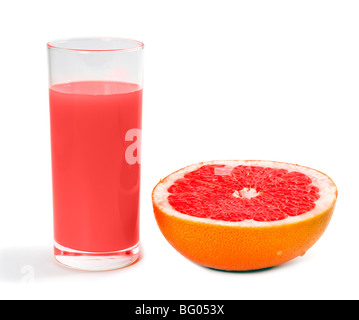 Grapefruits und Saft. Isoliert auf weiss Stockfoto