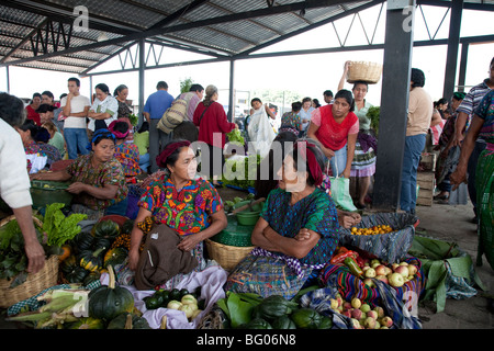 Mercado Central der kommunalen Hauptmarkt in Antigua Guatemala. Stockfoto