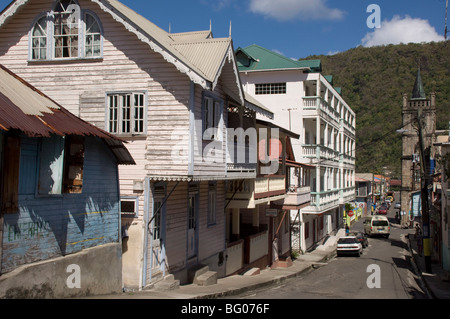 Westindischer Architektur in der Stadt von Soufrière, St. Lucia, Windward-Inseln, West Indies, Karibik, Mittelamerika Stockfoto