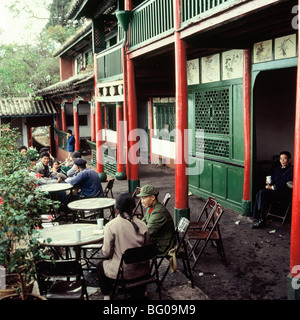 Teehaus, fotografiert im Jahr 1974 in Kunming, Yunnan, China, Asien Stockfoto