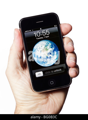 Altes iPhone Smartphone Smartphone Smartphone Smartphone Smartphone zeigt Startbildschirm - 2009 Stockfoto