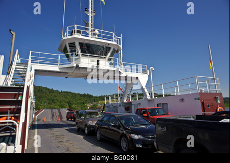 Gratis New Brunswick Fähre überqueren unteren St. John River unweit von Saint John Stockfoto