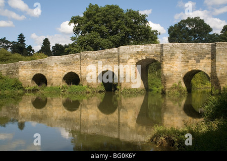 Stopham Brücke über den Fluss Arun, nahe Pulborough, Sussex, England, Vereinigtes Königreich, Europa Stockfoto