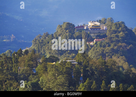 Ansicht der Stadt von Tashi Sicht der Königspalast Kloster, Gangtok, Sikkim, Indien, Asien Stockfoto