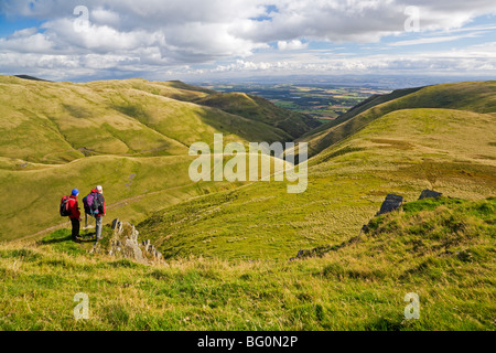 Die Aussicht vom Bengengie in die Ochil Hills, blickte Alva Glen Stockfoto