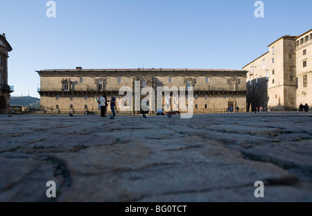 Hostal de Los Reyes Catolicos aus 1499, heute ein Parador-Hotel dem, Praza Obradoiro, Santiago De Compostela, Galicien, Spanien Stockfoto