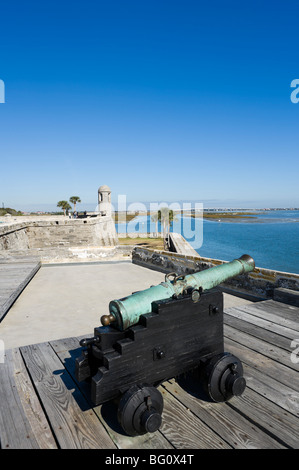 Kanone auf der San Agustin Bastion der oberen Ebene des Castillo de San Marcos, St. Augustine, Florida, USA Stockfoto