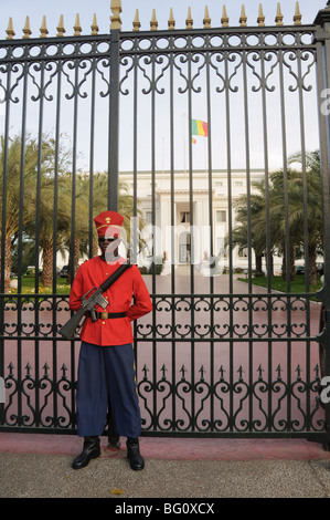 Bei den Präsidentschaftswahlen zu bewachen, Palast, Dakar, Senegal, Westafrika, Afrika Stockfoto