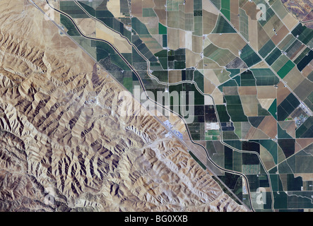 Luftaufnahme über interstate 5 California Aqueduct westlichen Stanislaus county Central Valley Kalifornien Stockfoto