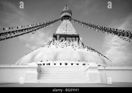 Bodhnath Stupa in Kathmandu, Nepal ist ein UNESCO-Weltkulturerbe und eines der größten Stupas der Welt Stockfoto