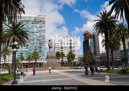 Statue von Artigas, Plaza Independencia (Unabhängigkeitsplatz), Montevideo, Uruguay, Südamerika Stockfoto