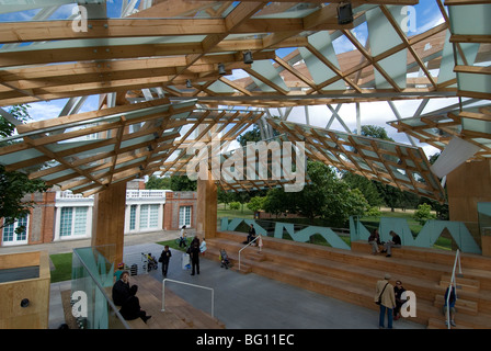 Gehrys Pavillon für die Serpentine Gallery, Hyde Park, London, England, Vereinigtes Königreich, Europa Stockfoto