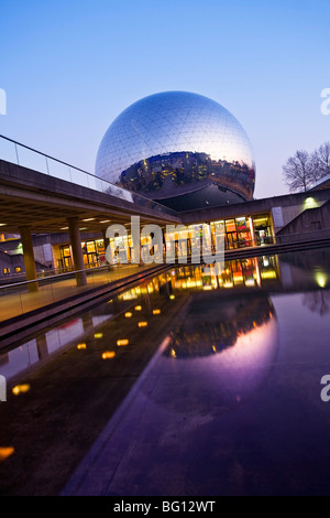 LA GEODE, PARC DE LA VILLETTE, PARIS Stockfoto