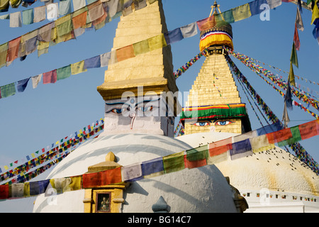 Bodhnath Stupa in Kathmandu, Nepal ist ein UNESCO-Weltkulturerbe und eines der größten Stupas der Welt Stockfoto