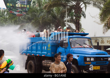 Wasser planschen Festival in Jinghong Stadt, Xishuangbanna, Yunnan Provinz, China, Asien Stockfoto