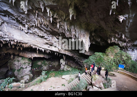 Zhijin Höhle, die größte in China bei 10 km lang und 150 hoch, Provinz Guizhou, China, Asien Stockfoto