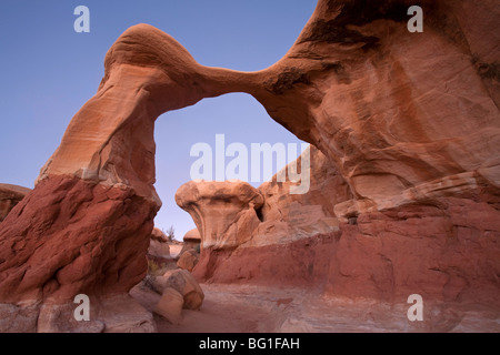 Metate Arch, des Teufels Garden State Park, Utah Stockfoto