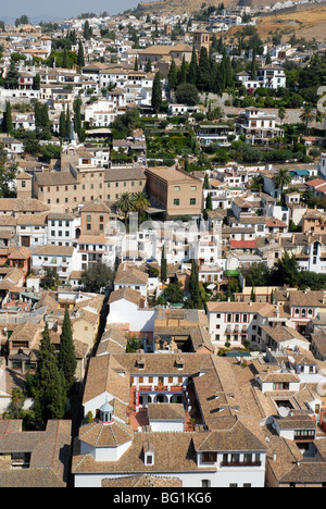 Blick auf das Viertel Albaicin aus der Alhambra, Granada, Andalusien, Spanien Stockfoto