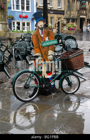 Werbung Board für Heaphys Café Glastonbury Marktplatz Somerset England Stockfoto