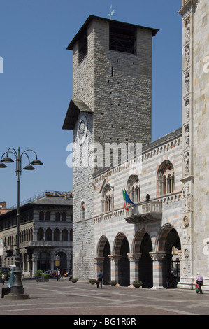 Campanile Uhrturm, der Duomo e Broletto, Stadt von Como, Comer See, Italien, Europa Stockfoto