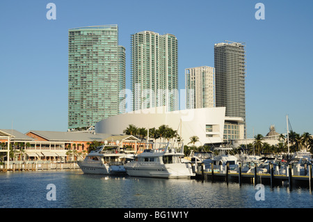 Bayside Marina in die Innenstadt von Miami, Florida USA Stockfoto